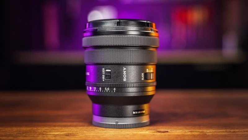 Sony PZ 16-35mm f/4 Lens Review: Small Fully Loaded