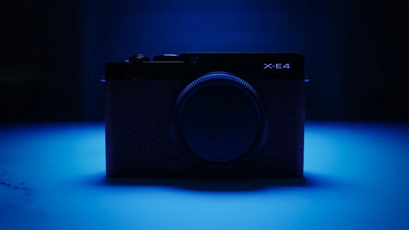 This camera is the budget Fuji X100V, but better.